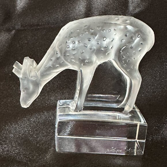 Flawless Lalique Crystal Deer. - Picture 1 of 8